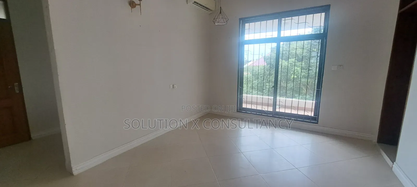 5bdrm Mansion in Mbweni for sale