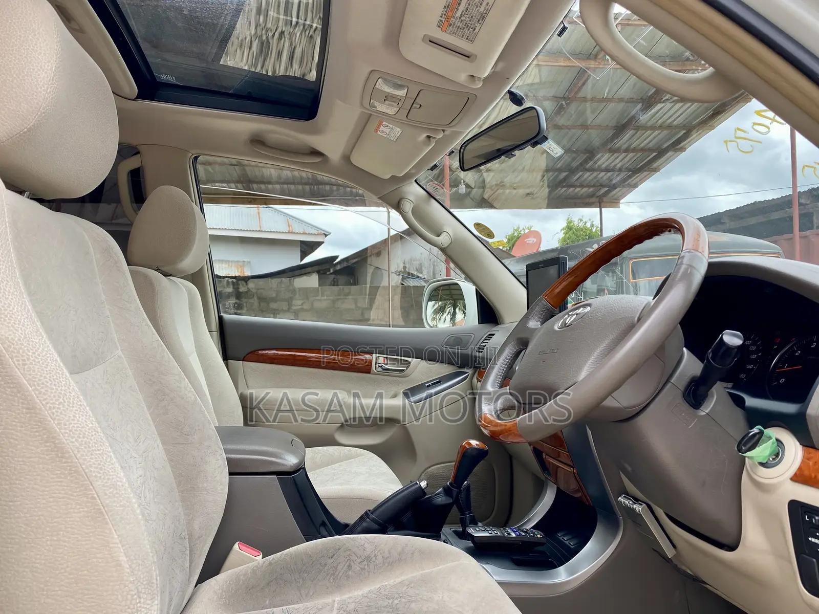 Toyota Land Cruiser Prado 2006 White
