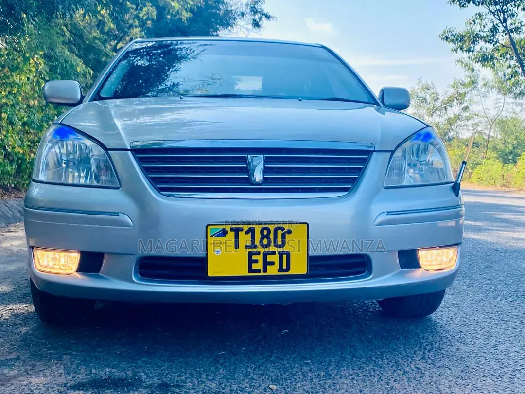 Toyota Premio 2005 Silver