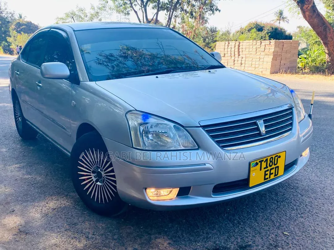 Toyota Premio 2005 Silver