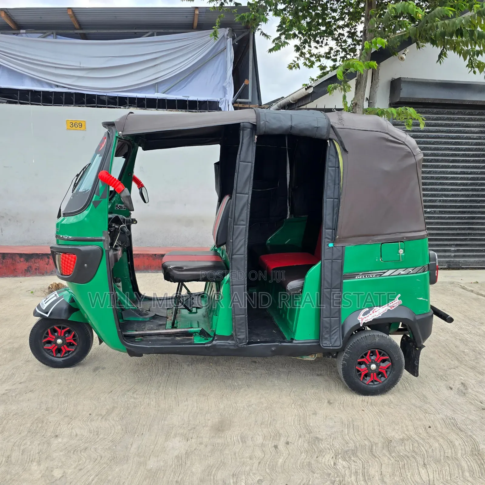 Bajaj 2022 Green