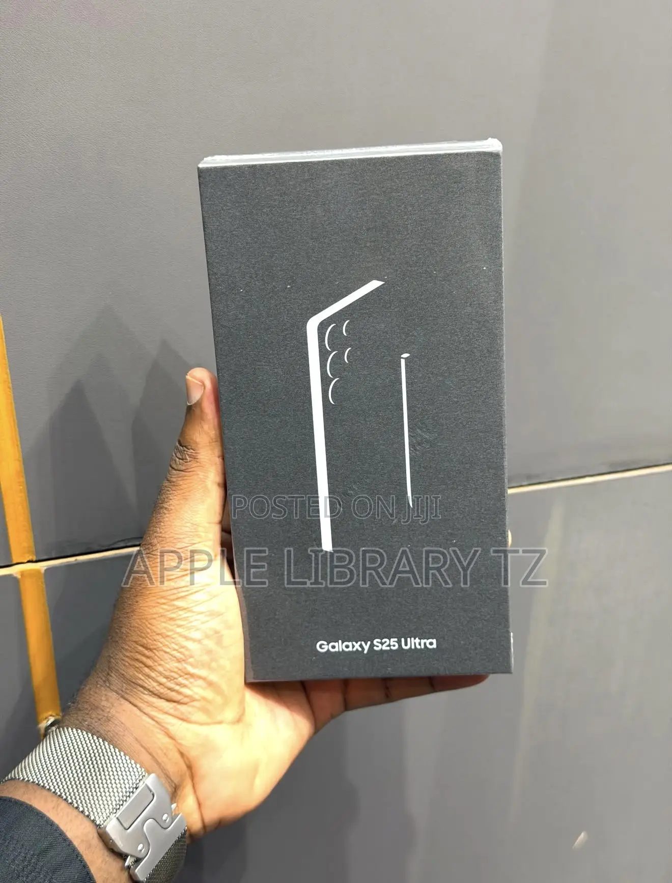New Samsung Galaxy S25 Ultra 1 TB Black