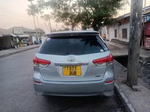 Toyota Wish 2012 Black
