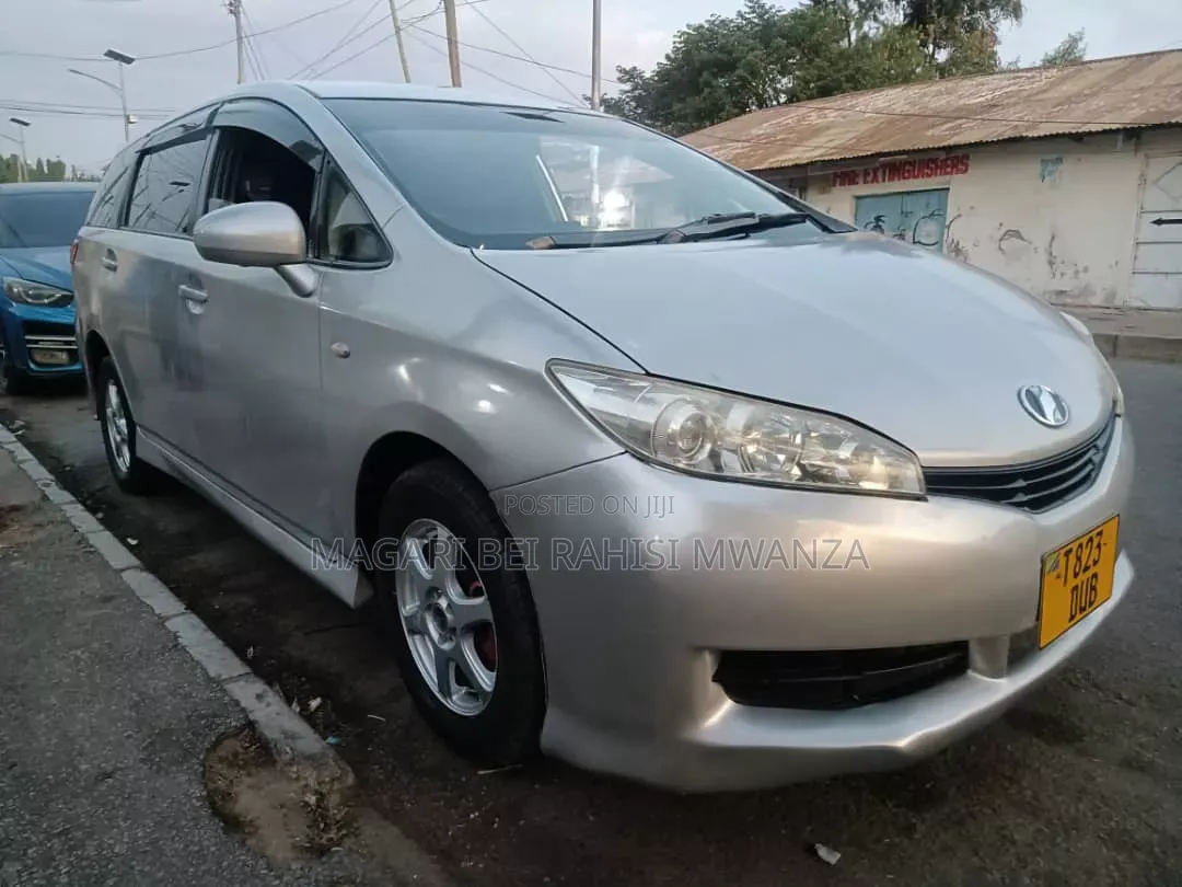 Toyota Wish 2012 Black
