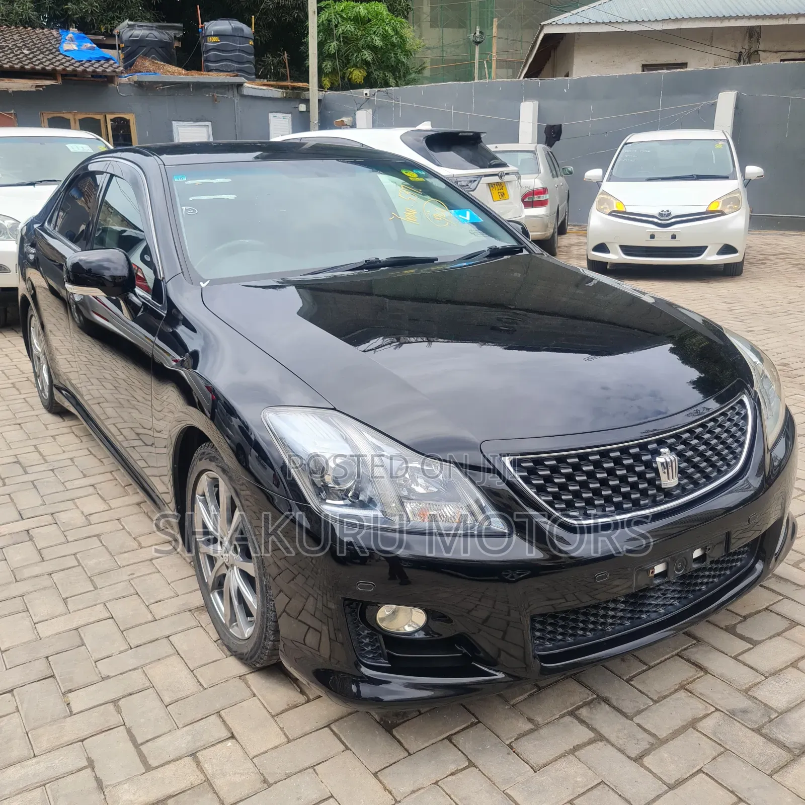 Toyota Crown 2009 Black