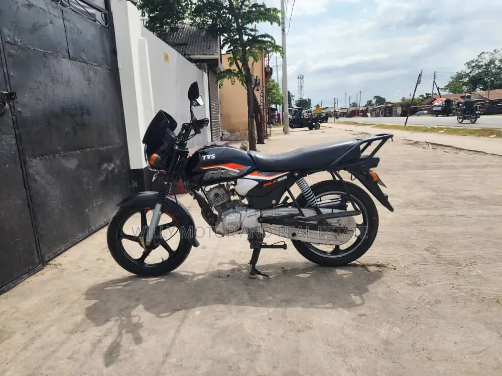TVS HLX 125 2020 Black