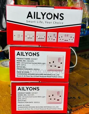 AILYONS Switched Socket: