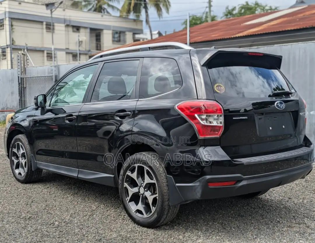 Subaru Forester 2014 Black