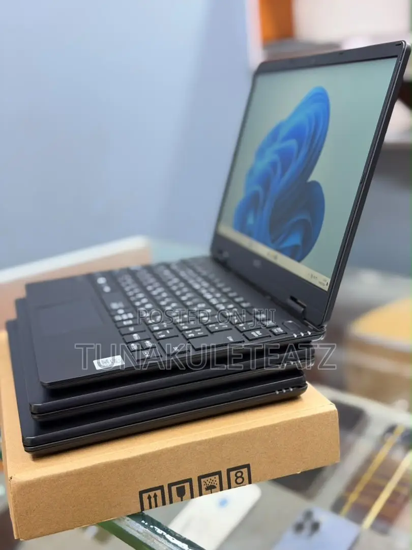 Laptop NEC 8GB Intel Core i5 SSD 128GB