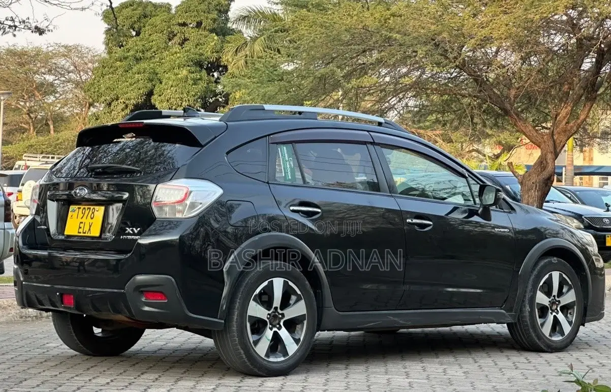 Subaru XV Hybrid 2016 Black