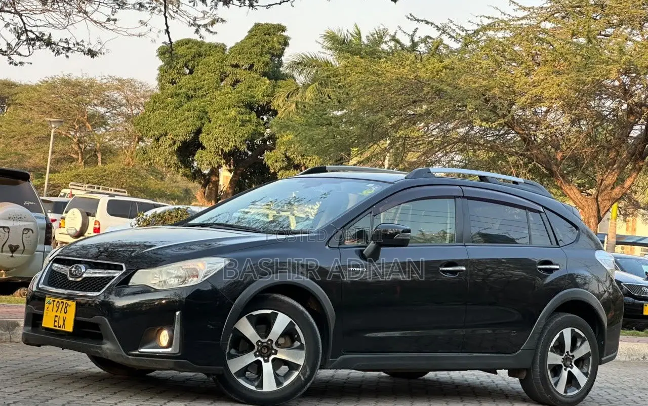 Subaru XV Hybrid 2016 Black