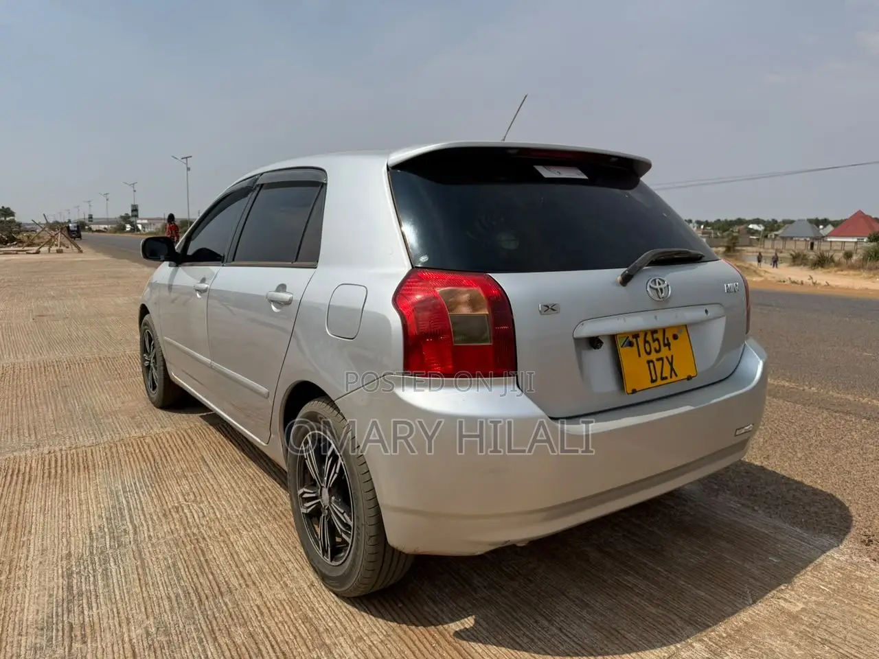 Toyota Corolla RunX 2004 Silver