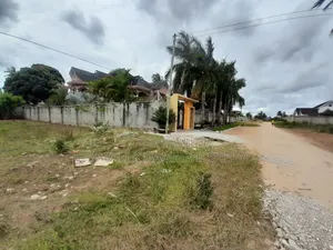Kiwanja Kinauzwa Kigamboni Geza Ulole