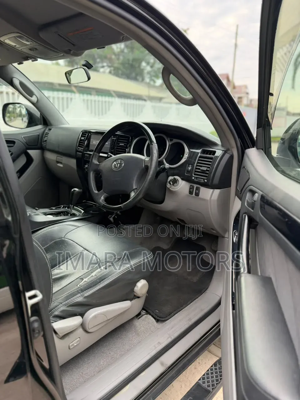 Toyota Hilux Surf 2006 Black
