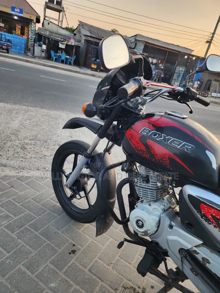 Bajaj Boxer 125 2021 Black