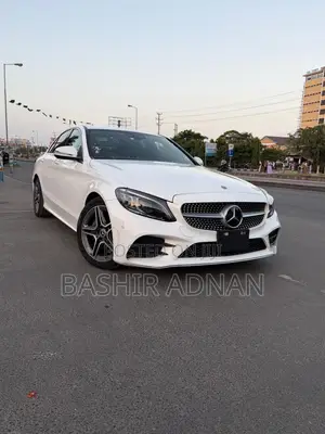 Mercedes-Benz C220 Classic 2019 White
