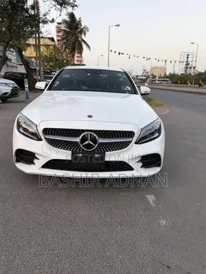 Mercedes-Benz C220 Classic 2019 White