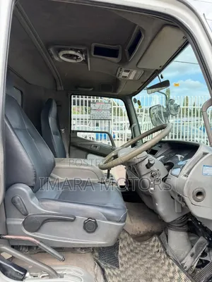 Mitsubishi Fuso Fighter Tipper
