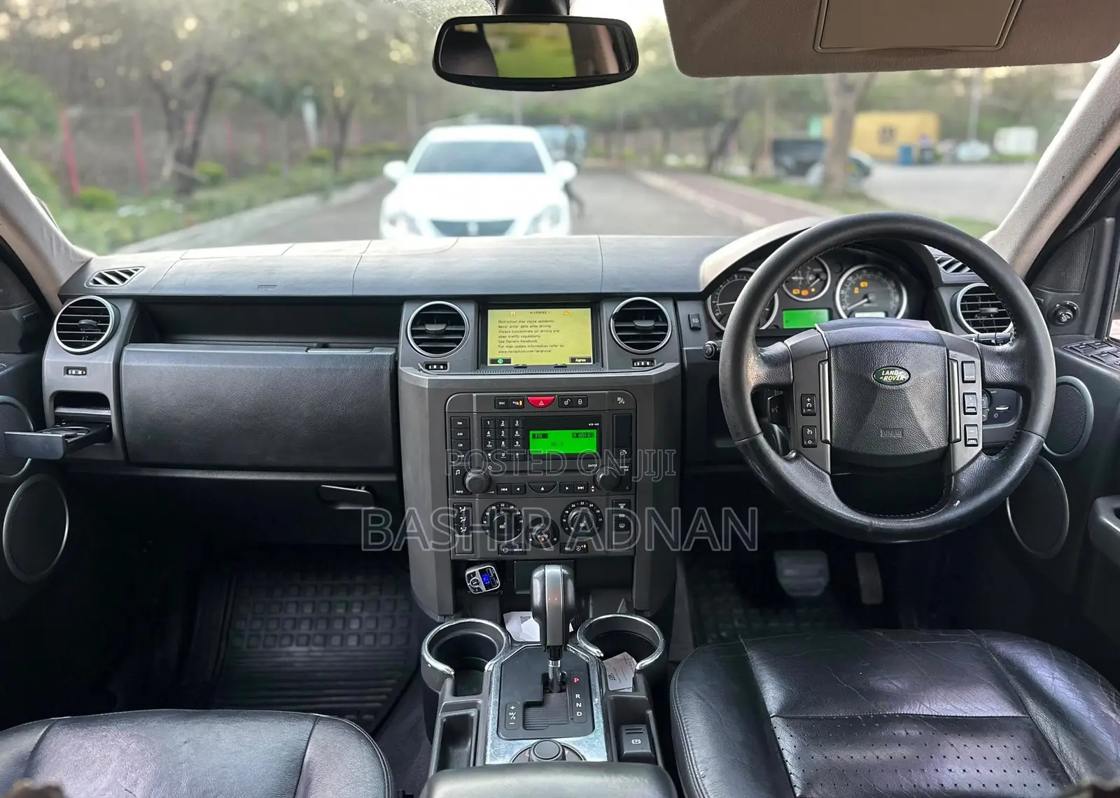 Land Rover Discovery 2010 Matt Black
