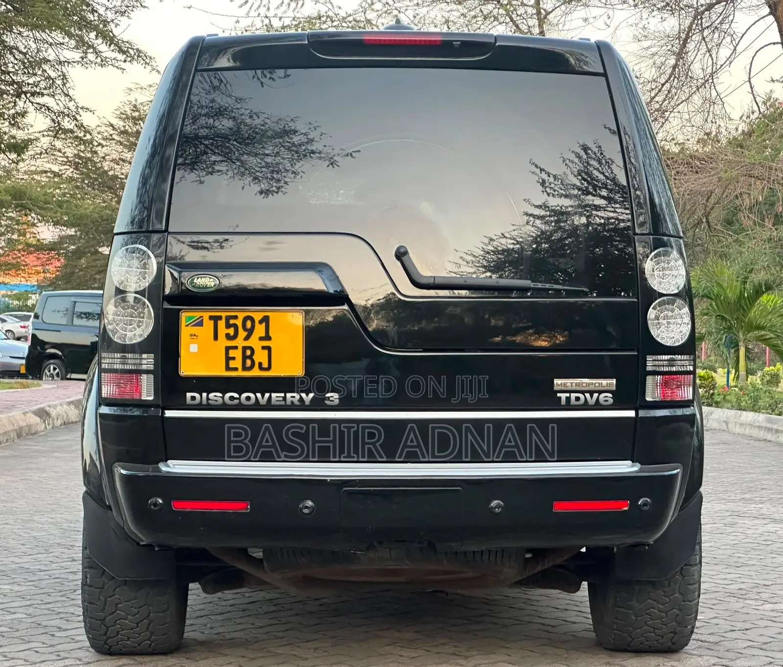 Land Rover Discovery 2010 Matt Black