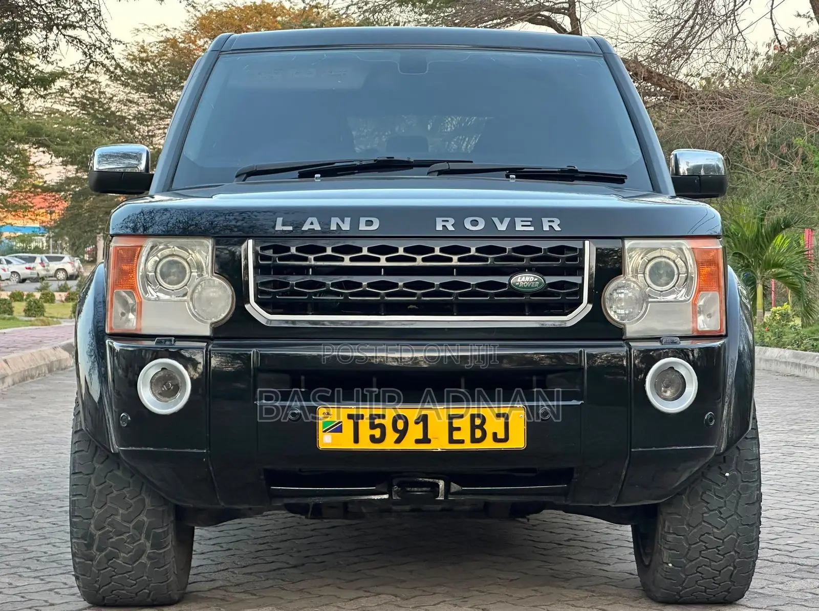Land Rover Discovery 2010 Matt Black