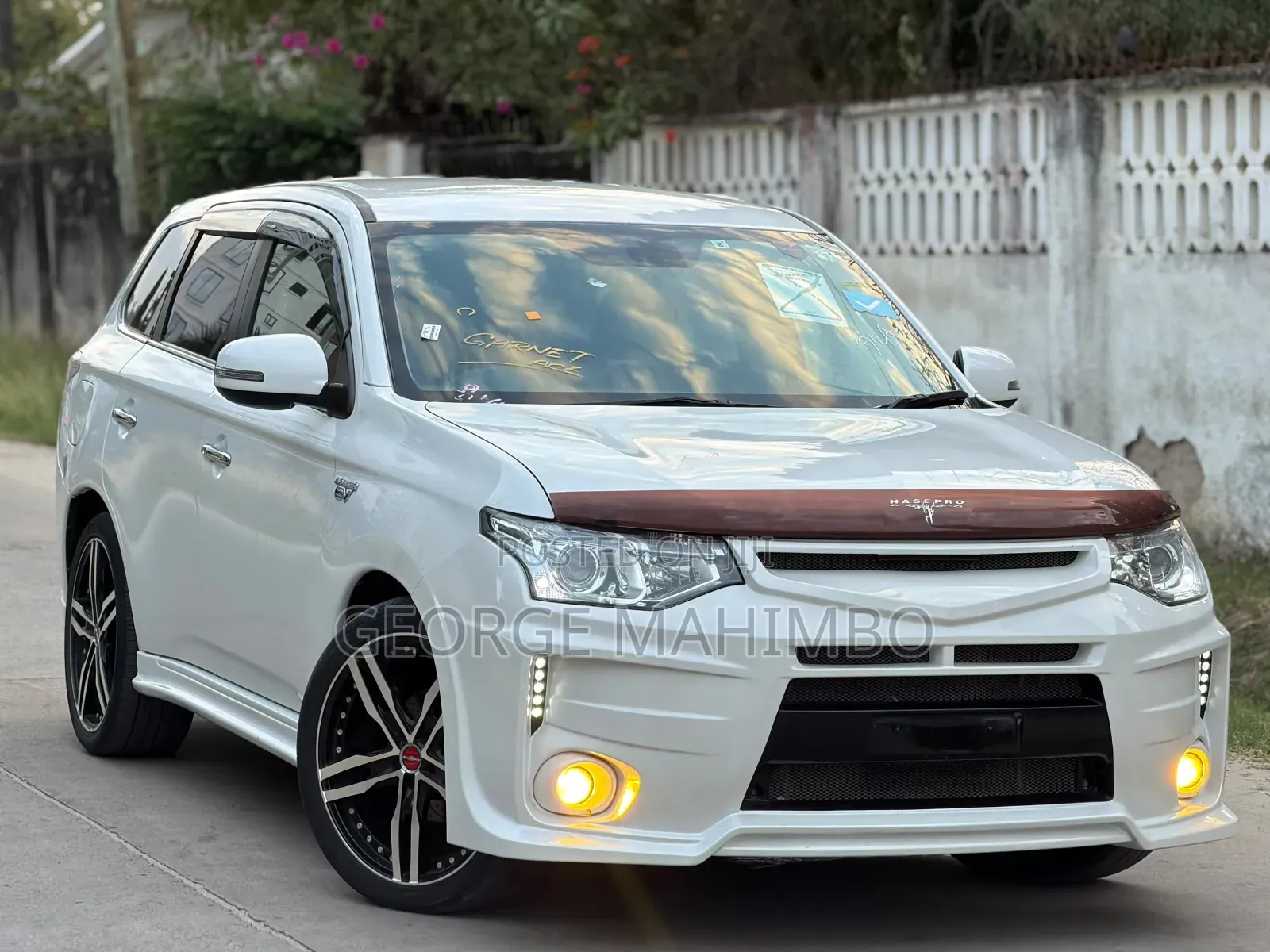 Mitsubishi Outlander 2013 White