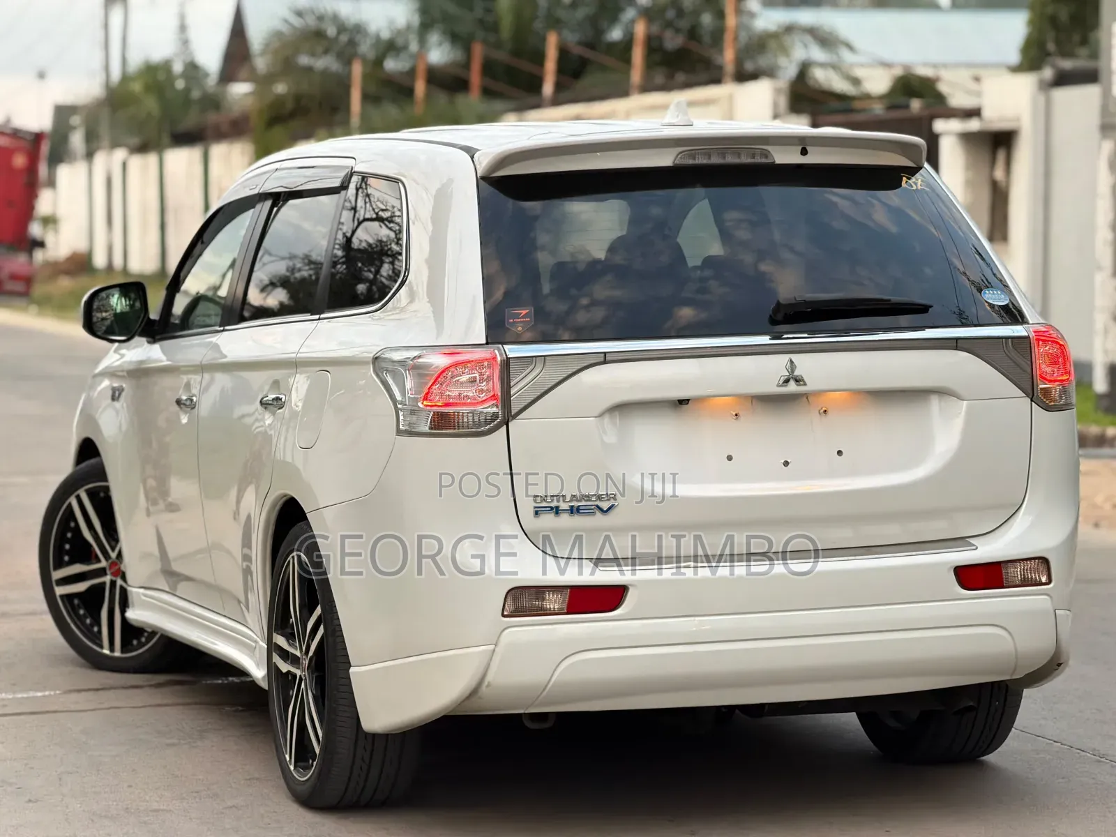 Mitsubishi Outlander 2013 White