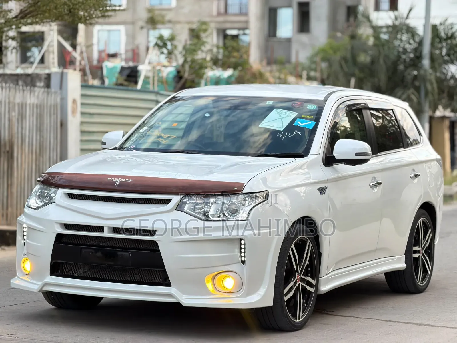 Mitsubishi Outlander 2013 White