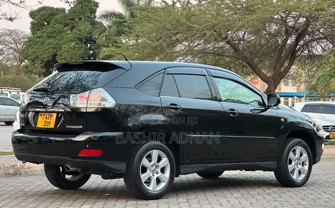 Toyota Harrier 2006 Black