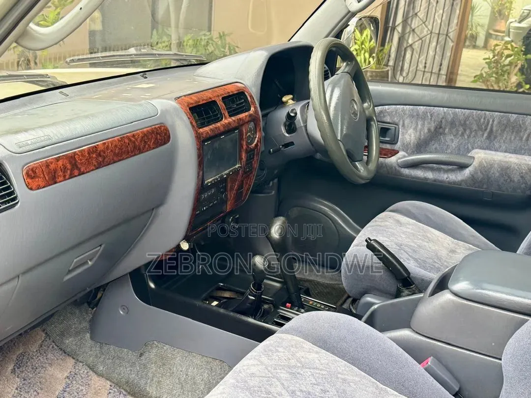 Toyota Land Cruiser Prado 2001 Beige