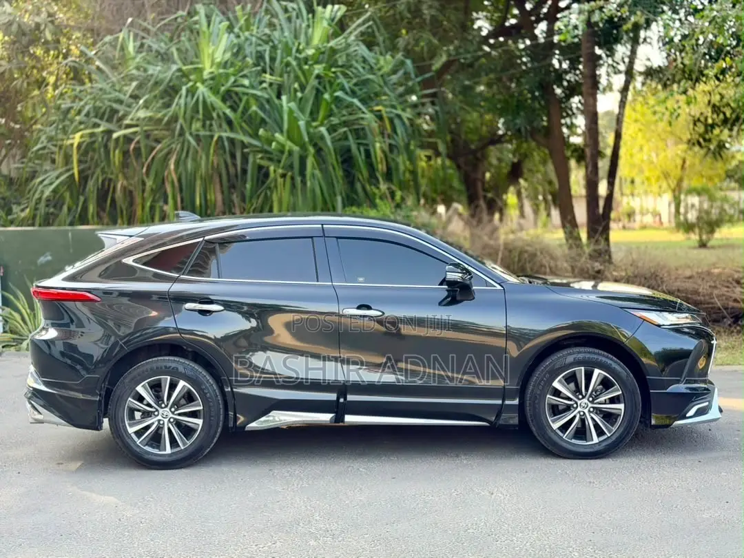 Toyota Harrier G 2021 Black