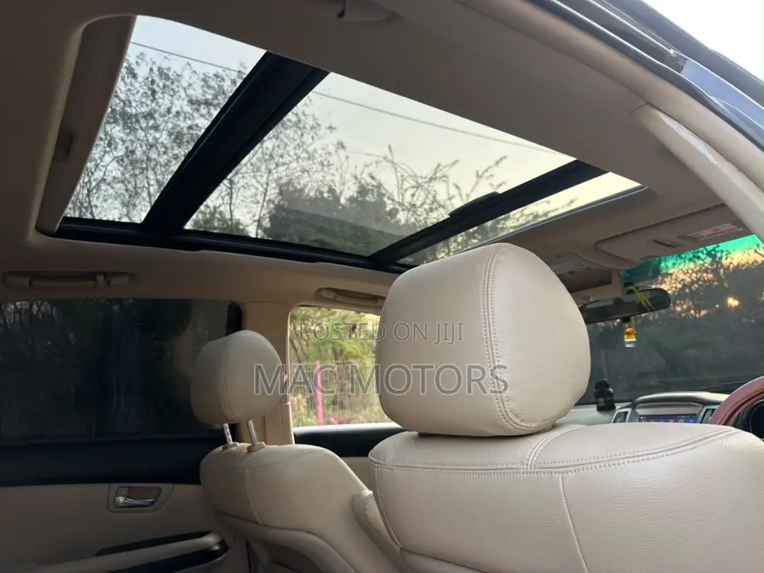 Toyota Harrier 2005 Black