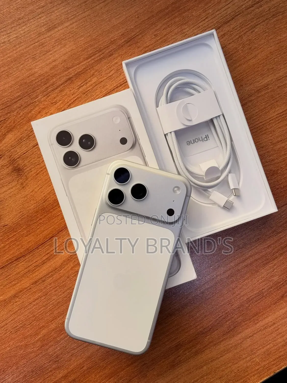 New Apple iPhone 17 Pro Max 1 TB Silver