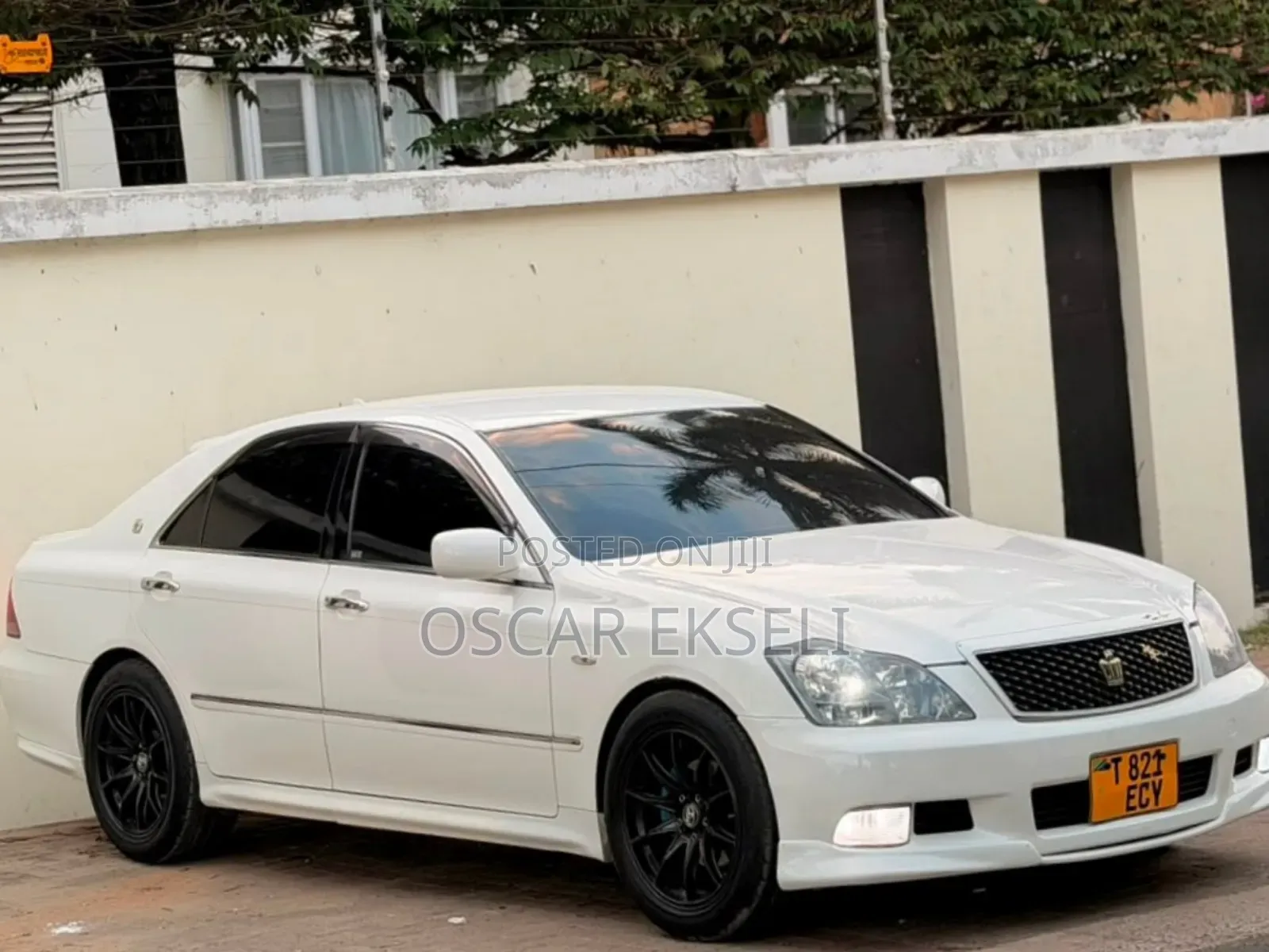 Toyota Crown 2007 White