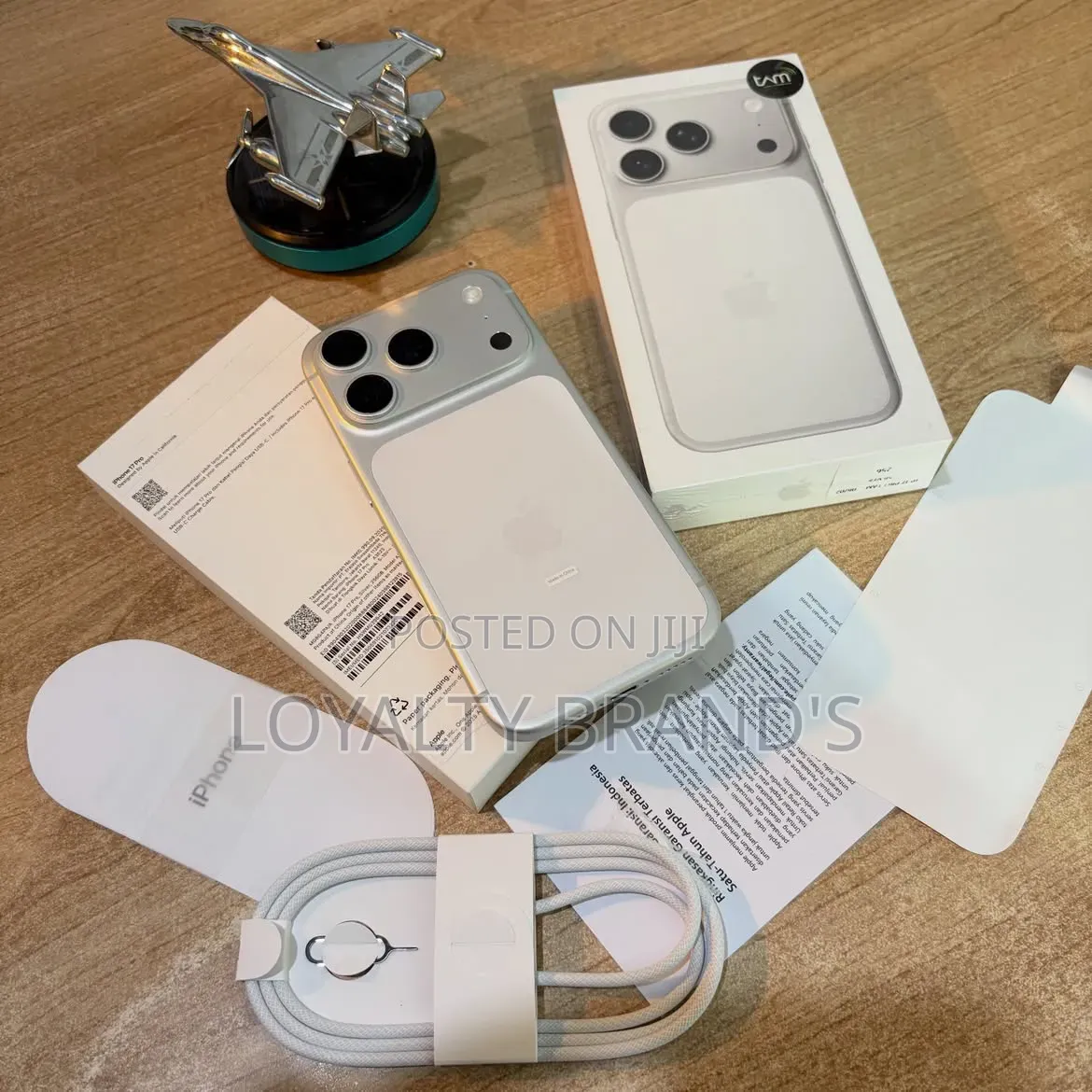New Apple iPhone 17 Pro Max 256 GB Silver