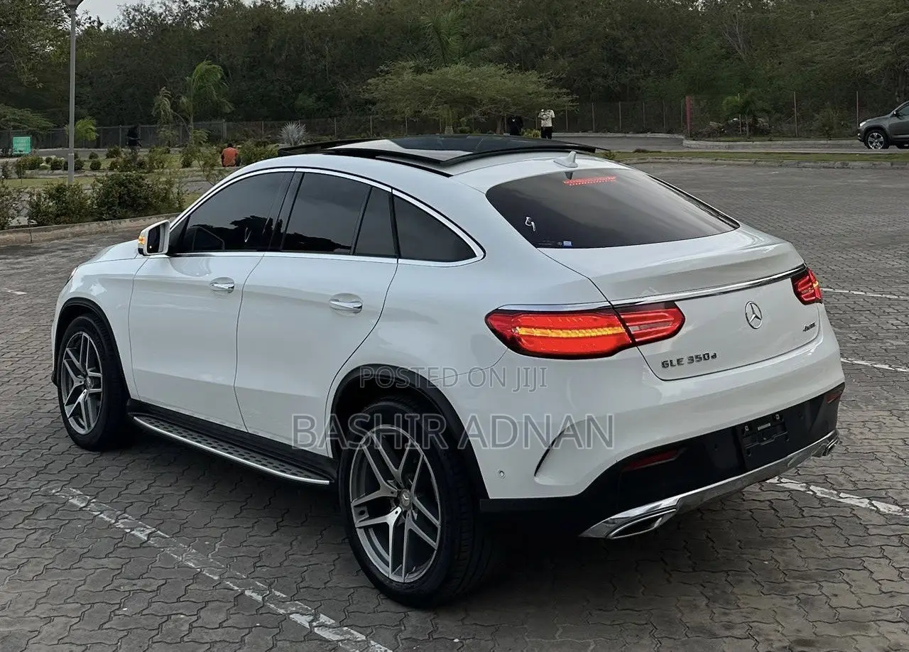 Mercedes-Benz GLE-Class GLE 350d 4MATIC 2016 Pearl