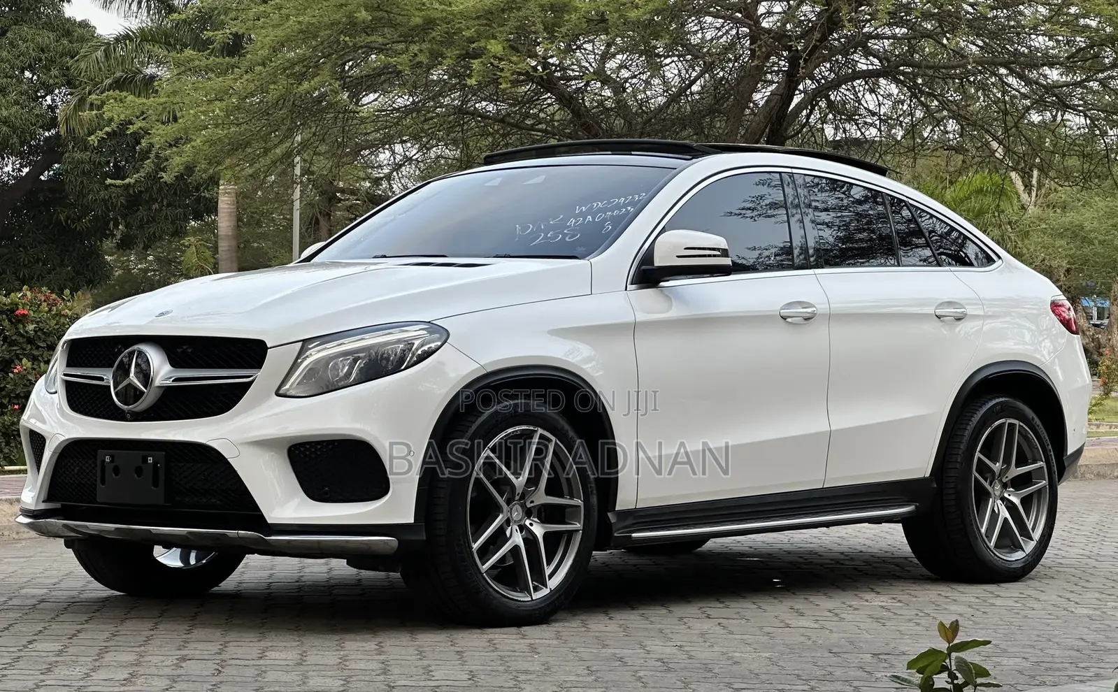 Mercedes-Benz GLE-Class GLE 350d 4MATIC 2016 Pearl