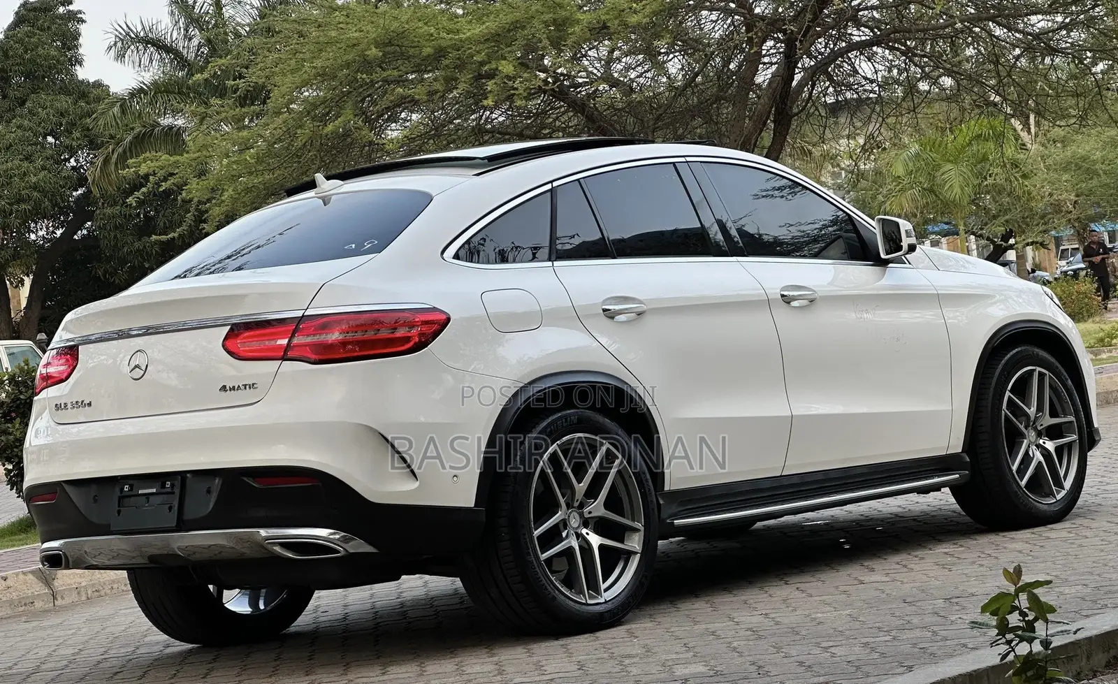 Mercedes-Benz GLE-Class GLE 350d 4MATIC 2016 Pearl