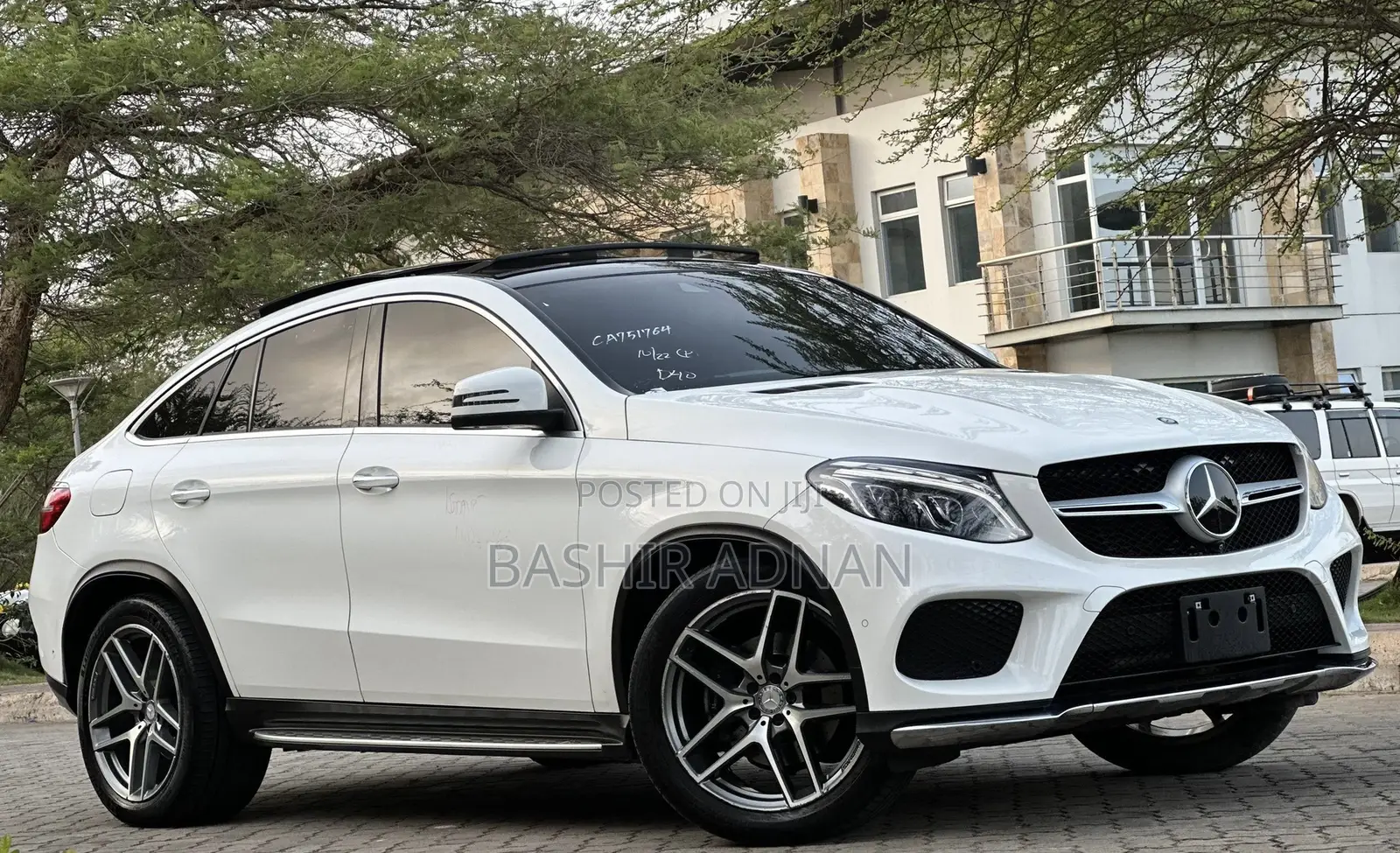Mercedes-Benz GLE-Class GLE 350d 4MATIC 2016 Pearl