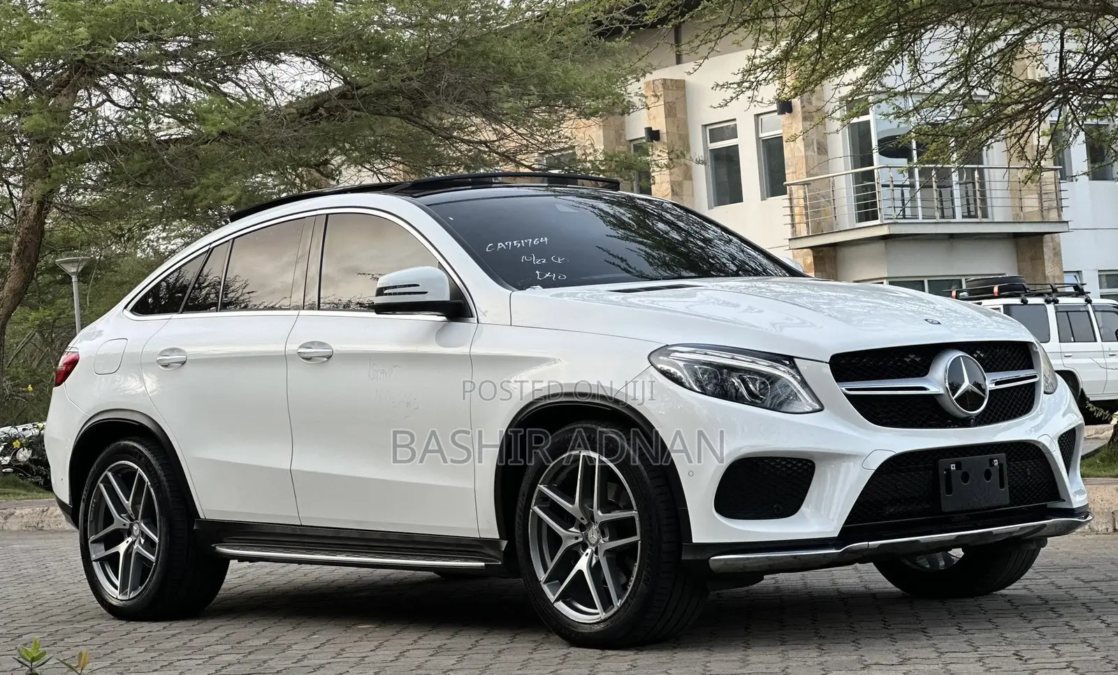 Mercedes-Benz GLE-Class GLE 350d 4MATIC 2016 Pearl