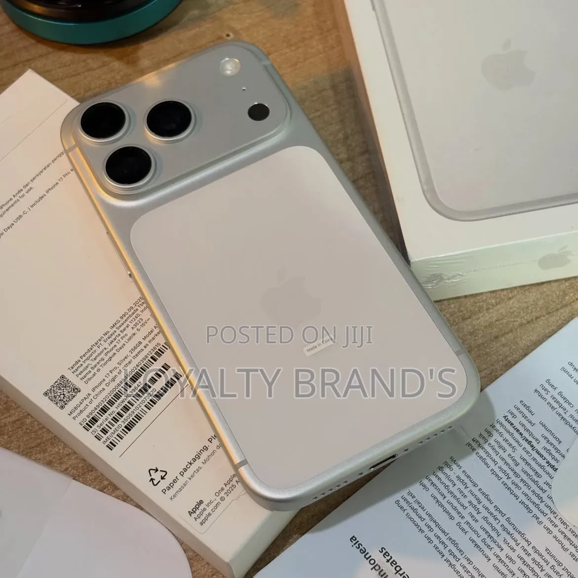 New Apple iPhone 17 Pro Max 256 GB Silver