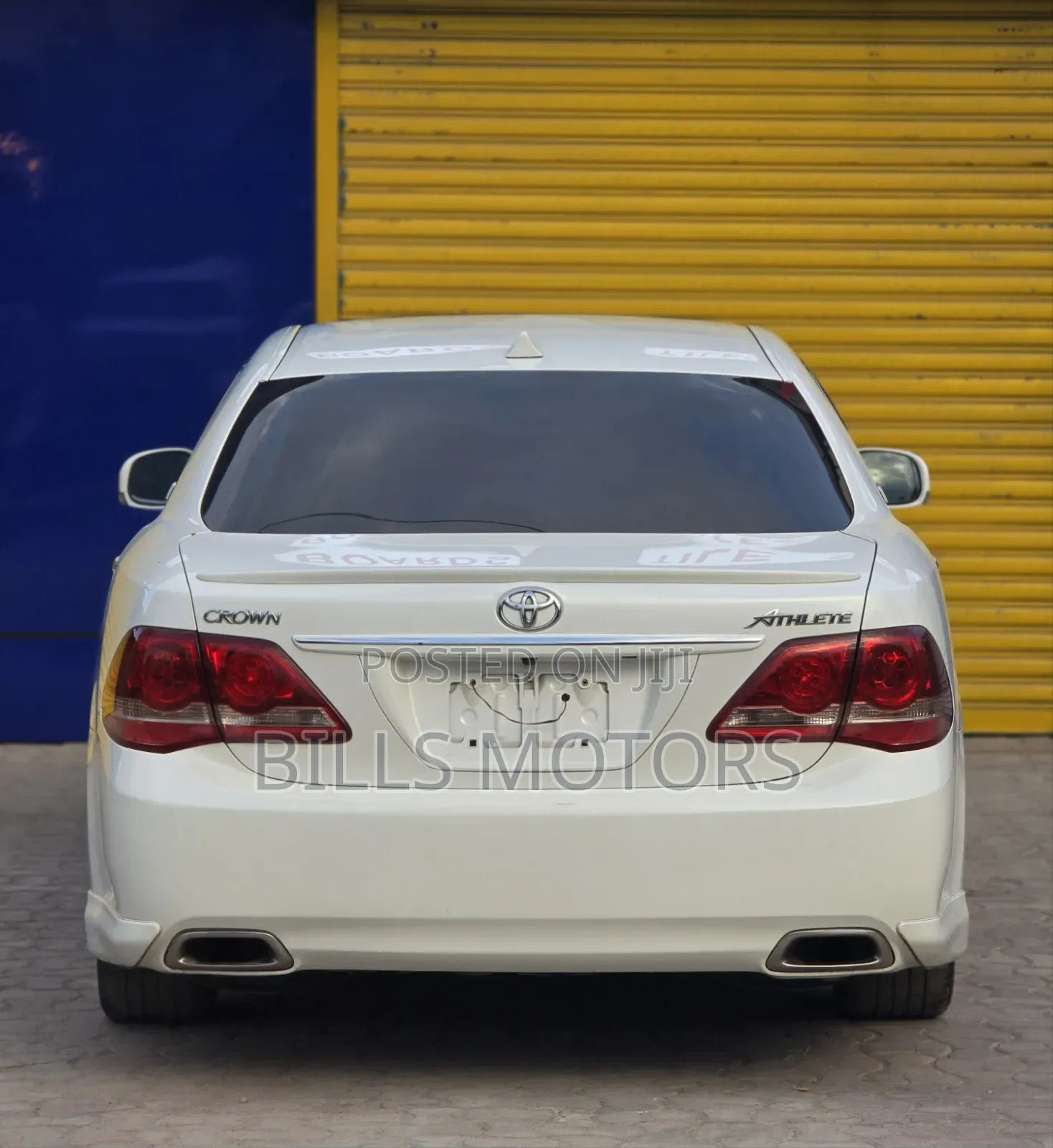 Toyota Crown 2010 White