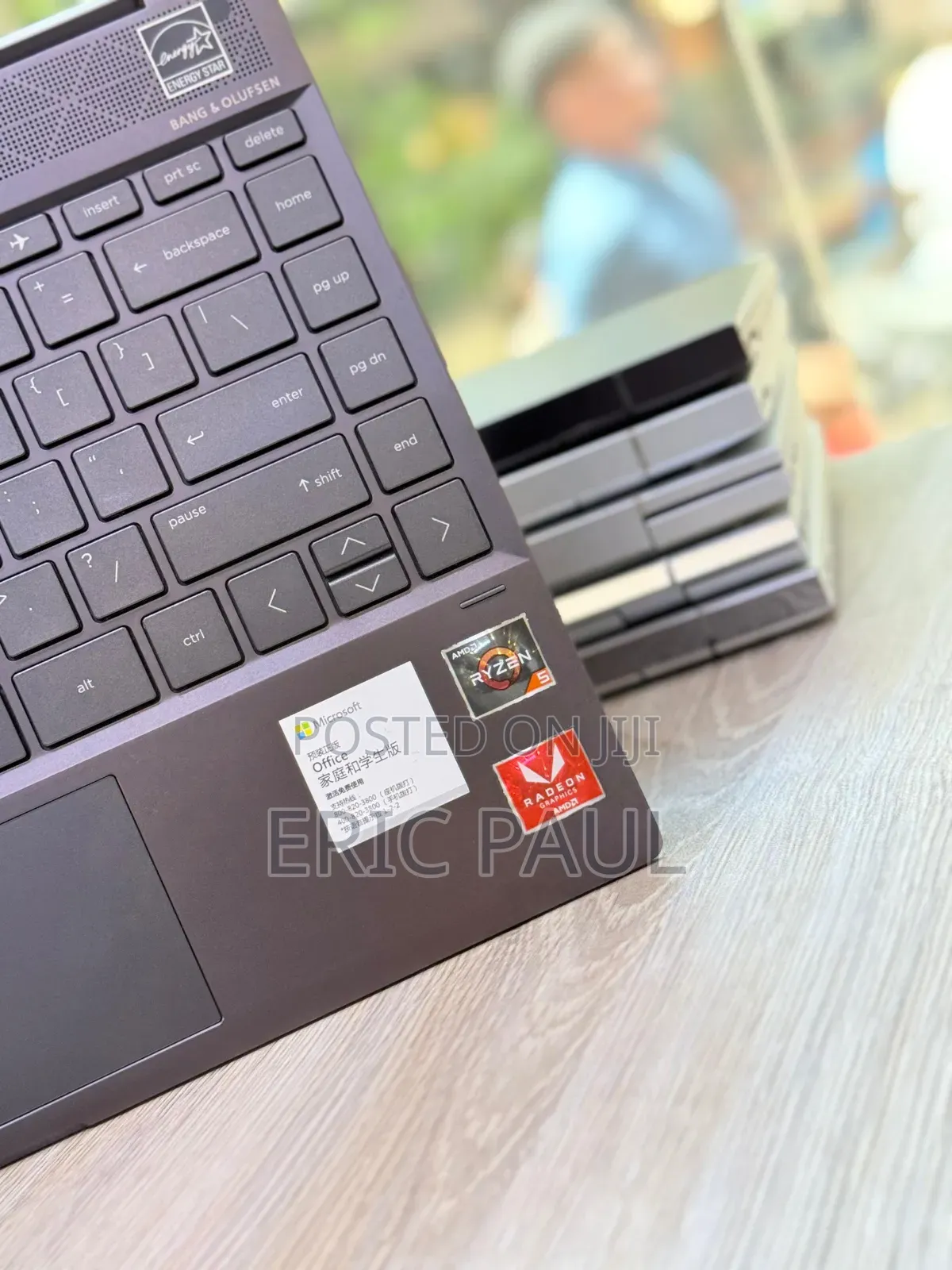 Laptop HP Envy x360 8GB AMD Ryzen 5 SSD 512GB