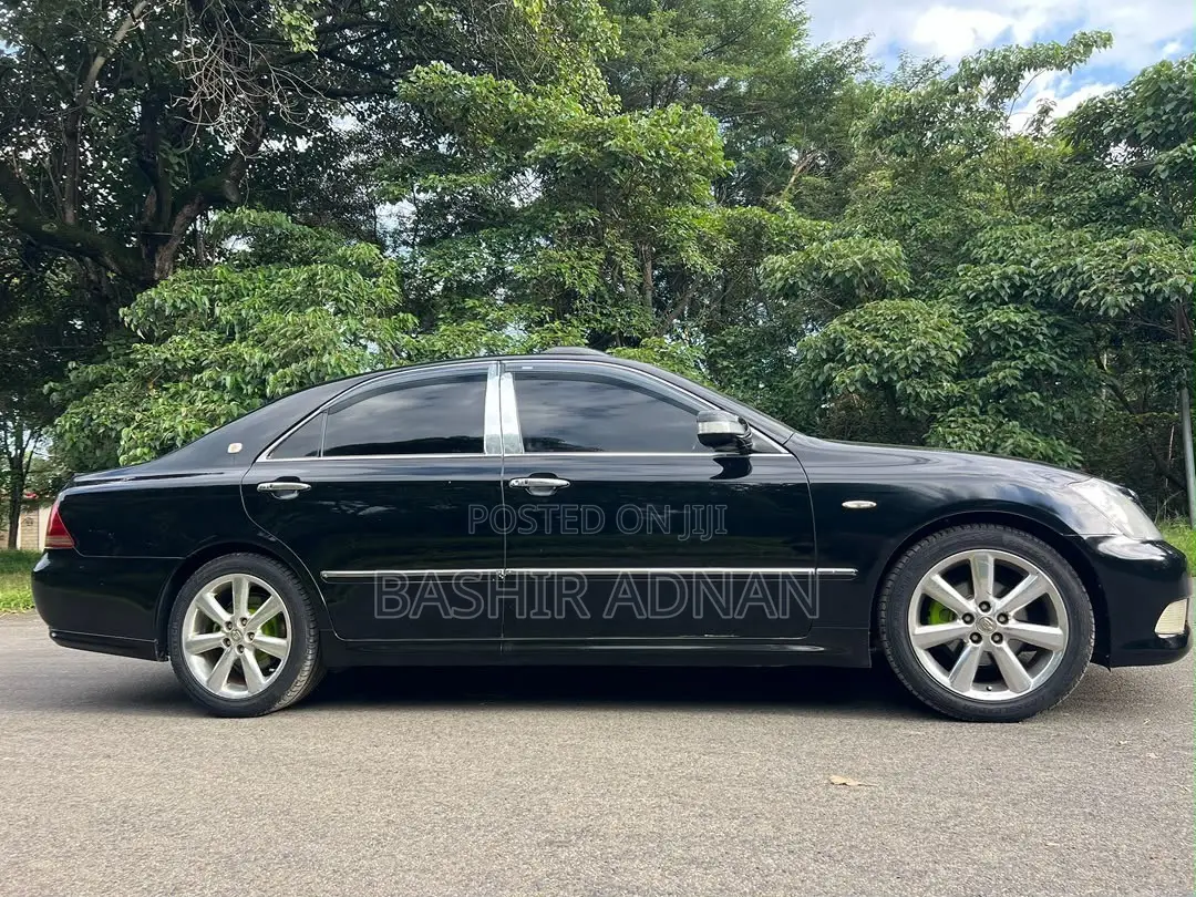 Toyota Crown 2007 Black