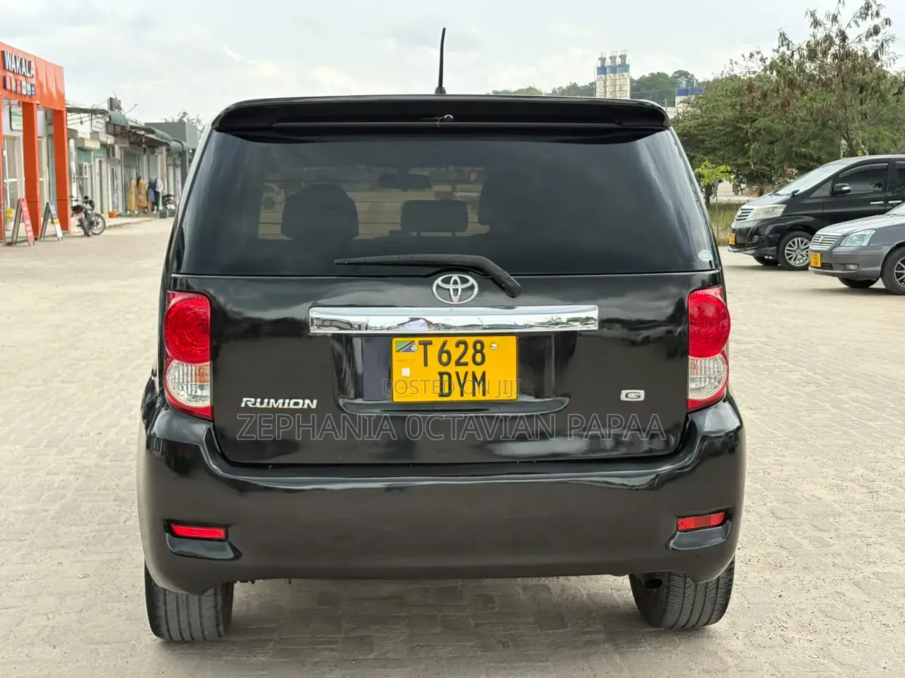 Toyota Corolla Rumion 2009 Black