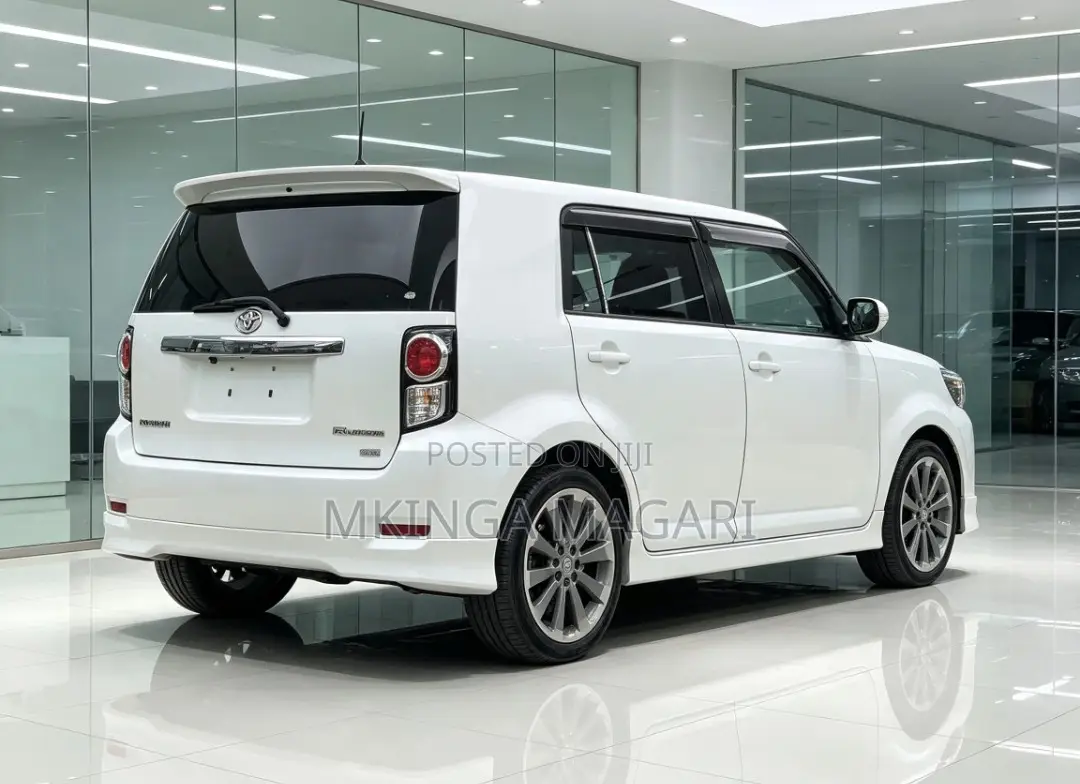 Toyota Rumion 1.5 FWD 2023 White