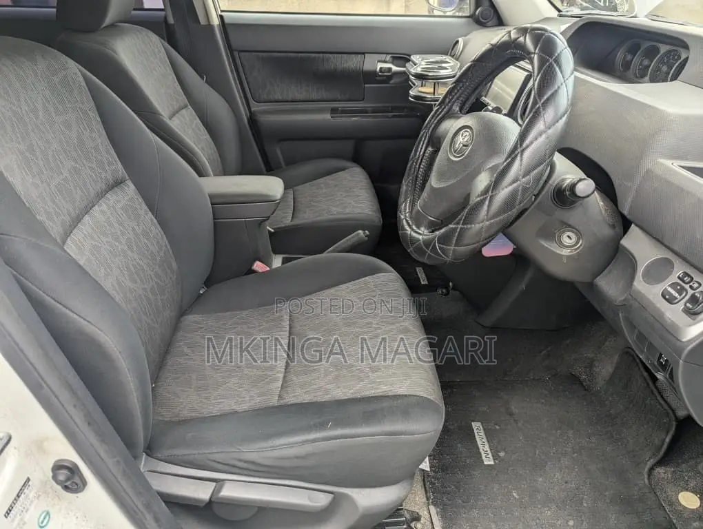 Toyota Rumion 1.5 FWD 2023 White