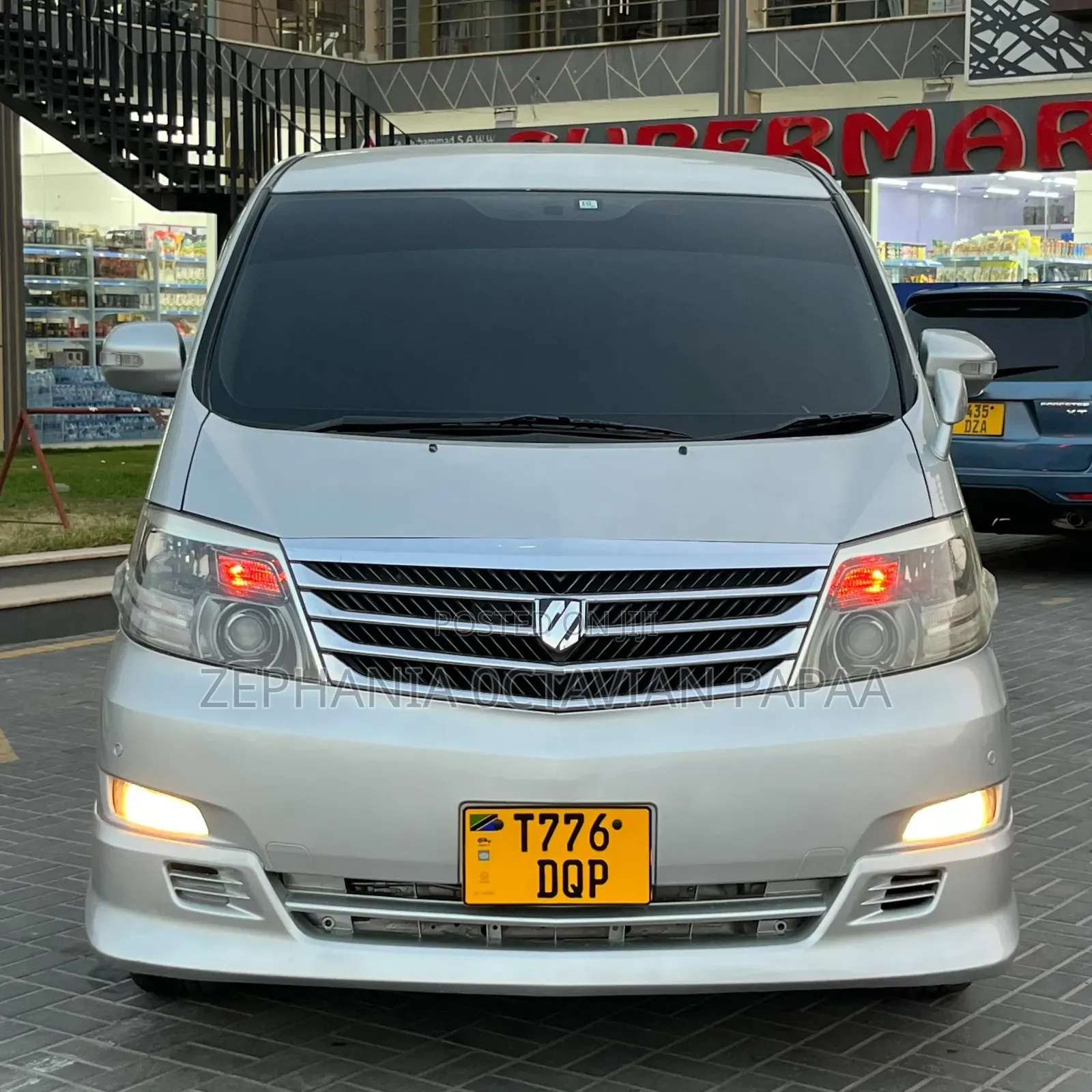 Toyota Alphard 2003 Silver