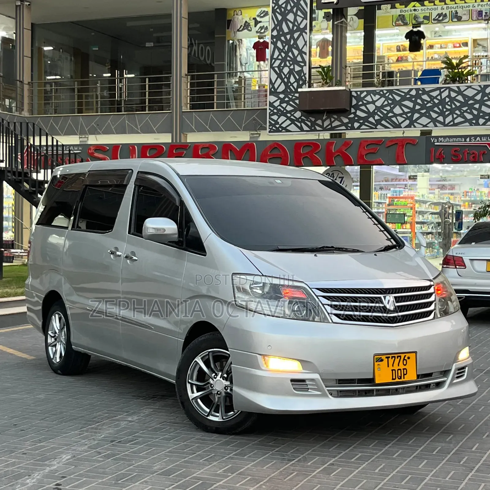 Toyota Alphard 2003 Silver