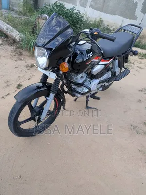 TVS HLX 125 2025 Black